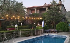 Villa Llanaj